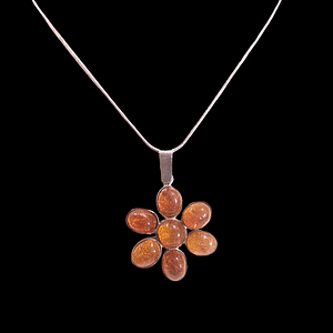 Cadena con dije en forma de rosa en Ámbar